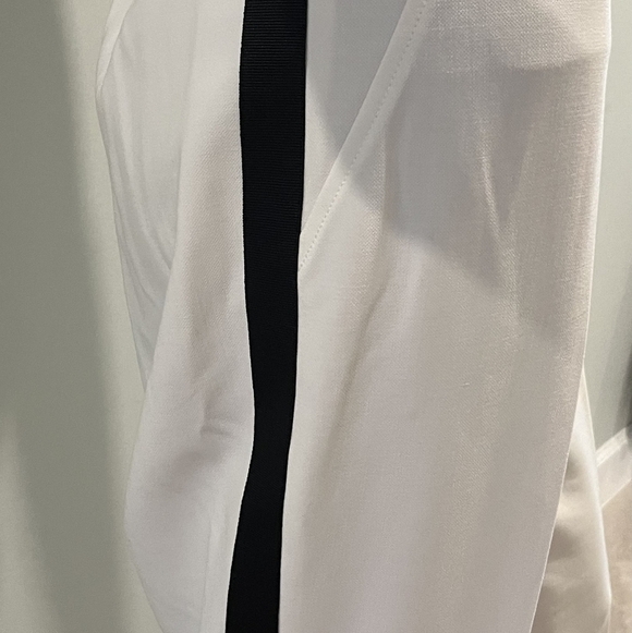 Trina Turk Norikko 2 White Pants With Black Stripe Size 12 NWT - Picture 4 of 16